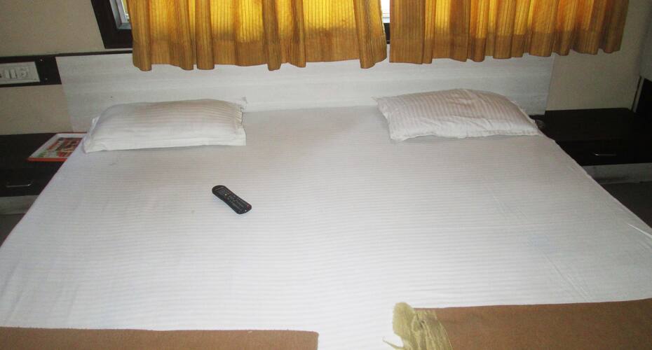 Hotel Bhagat ji, Indore 3